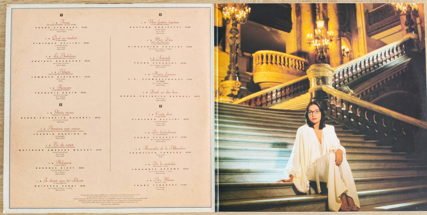 NANA MOUSKOURI - Classique
