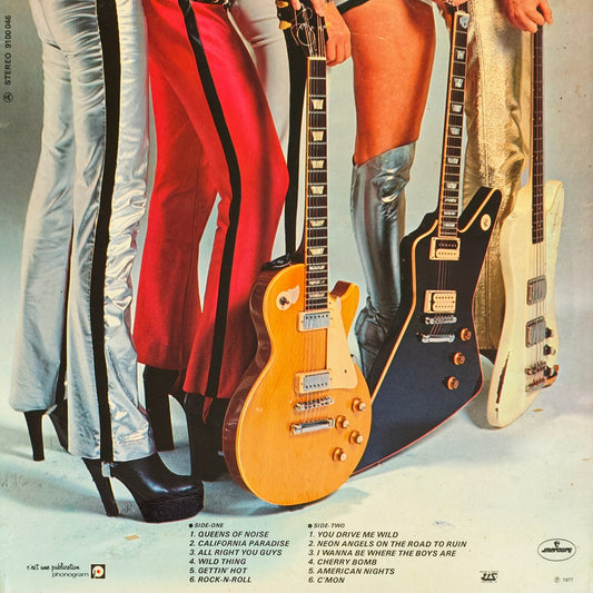 THE RUNAWAYS - Live In Japan