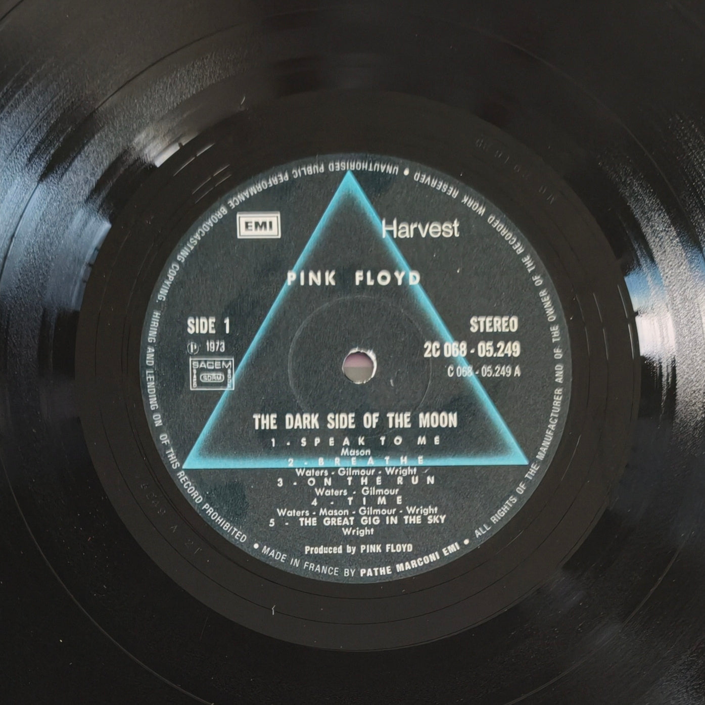 PINK FLOYD - The Dark Side of the Moon