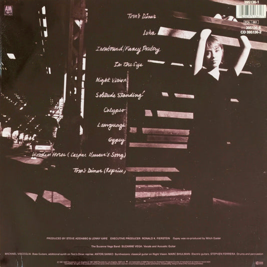 SUZANNE VEGA - Solitude Standing