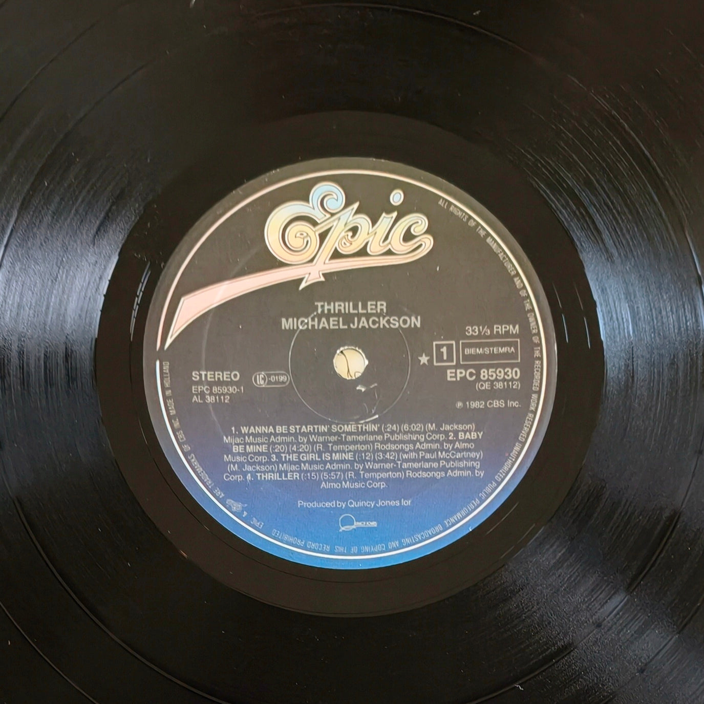 MICHAEL JACKSON - Thriller