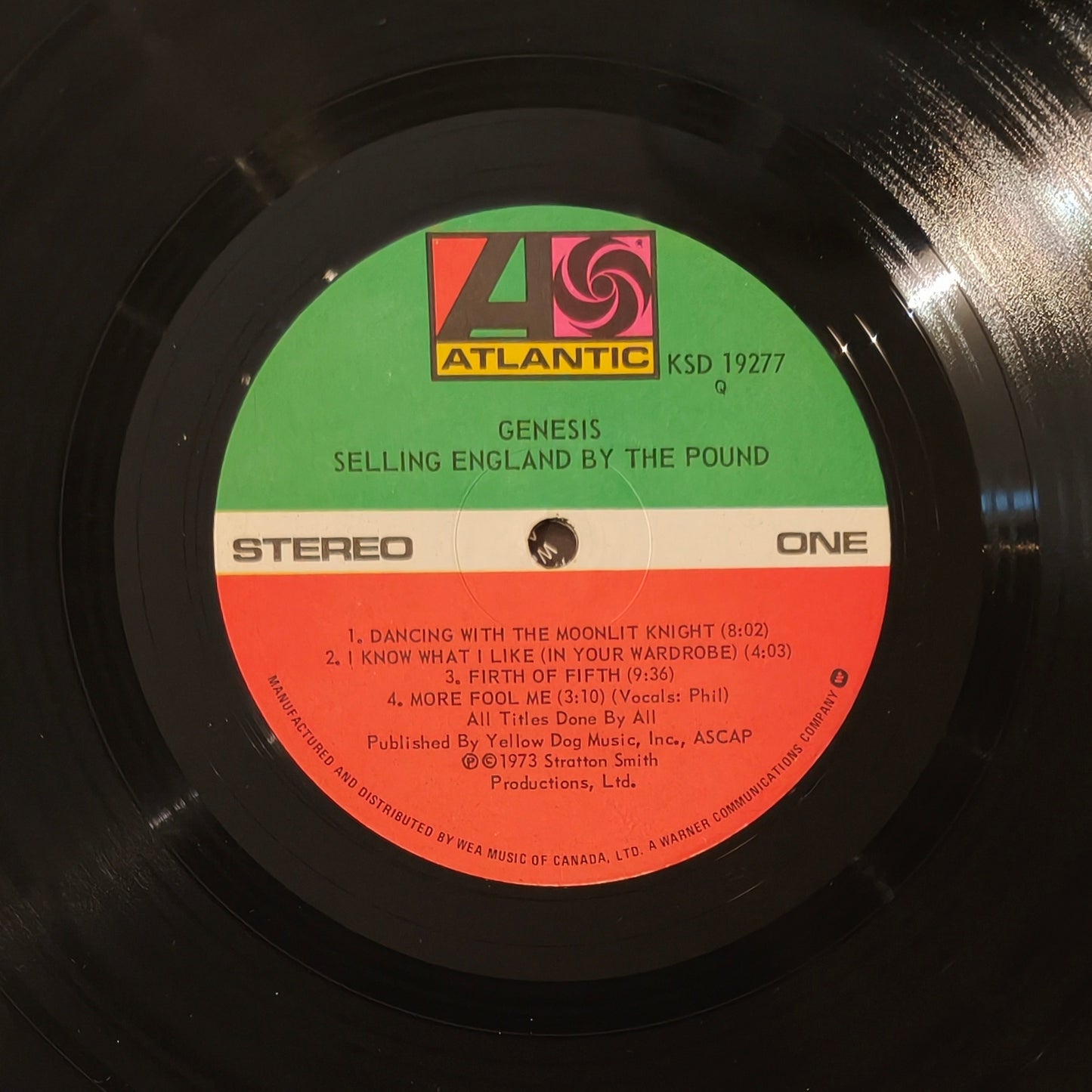 GENESIS - Selling England By The Pound (Pressage Canada)