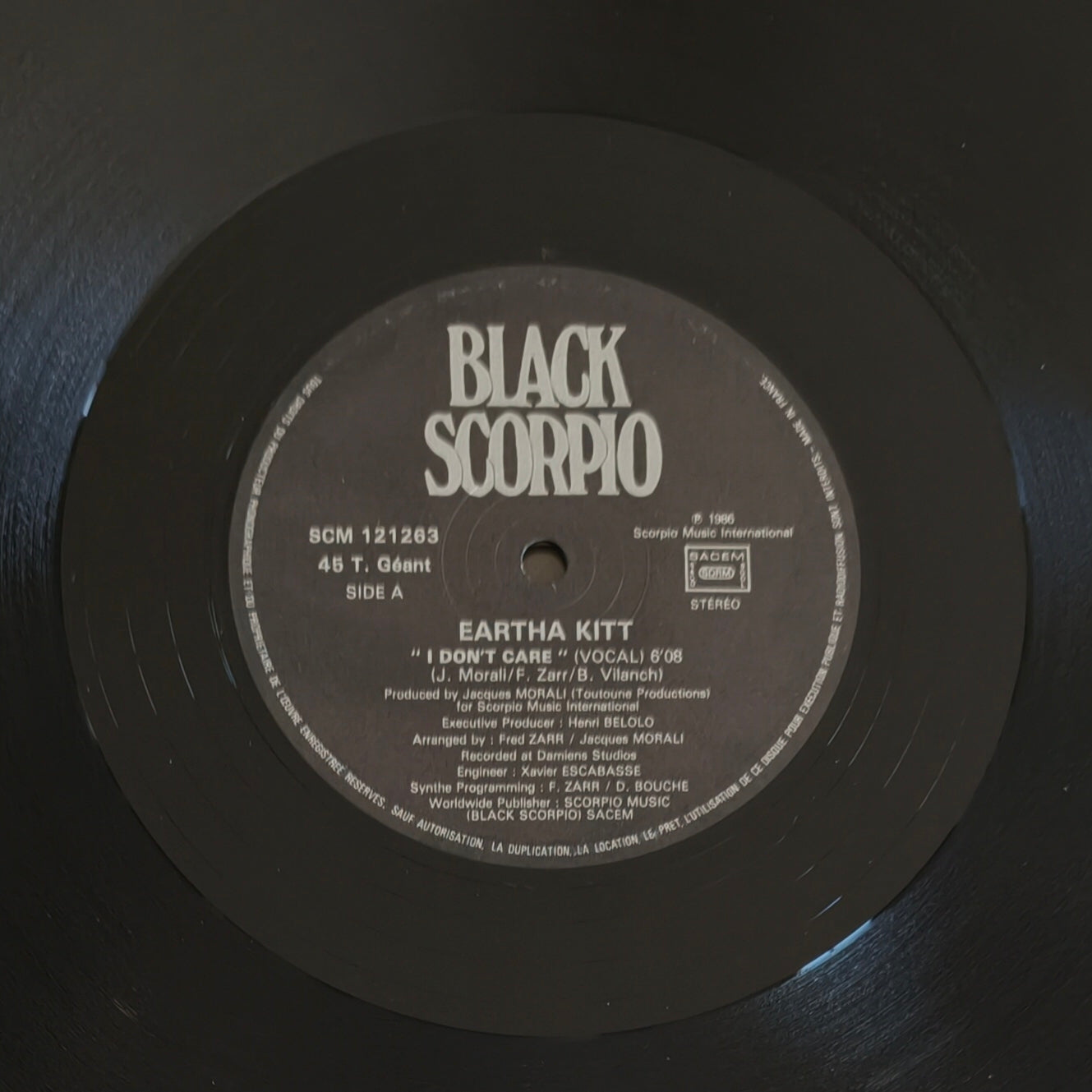 EARTHA KITT - I Don't Care