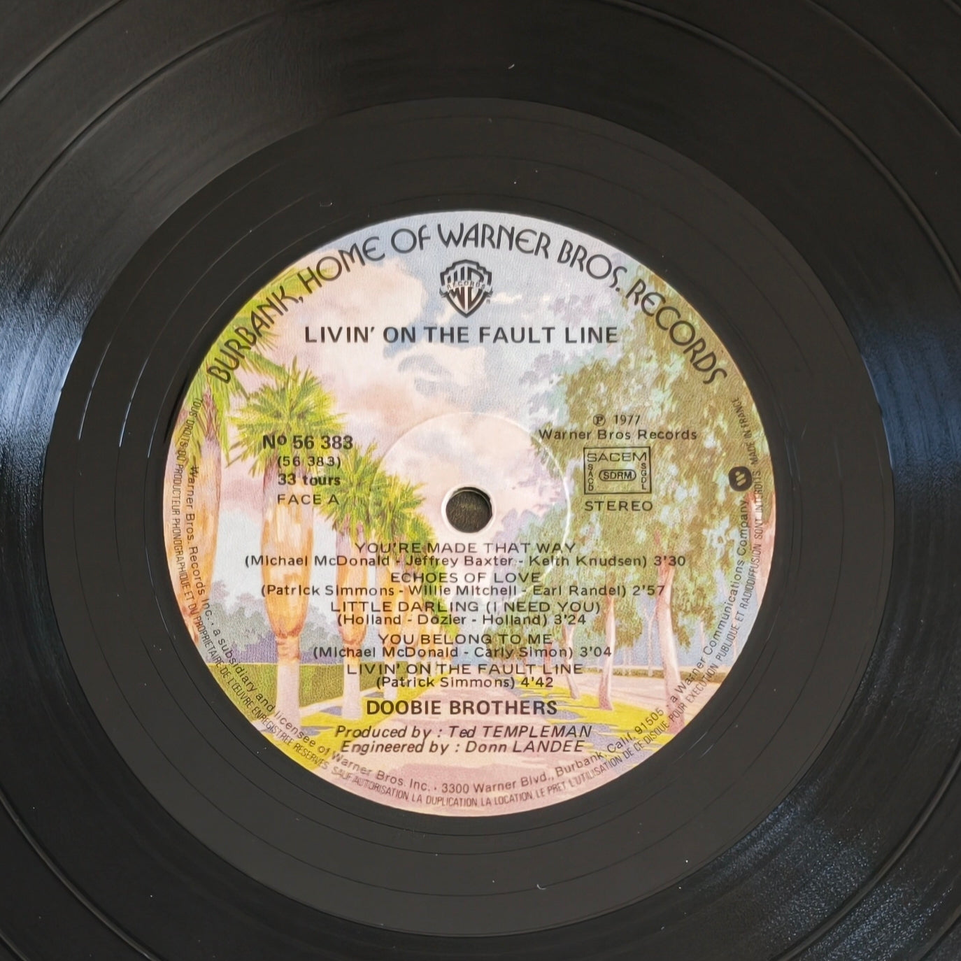 THE DOOBIE BROTHERS - Livin' On The Fault Line
