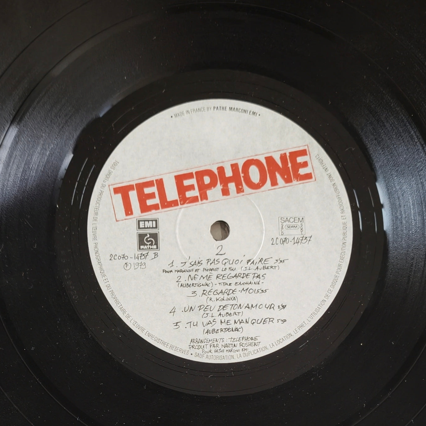 TELEPHONE - Crache ton venin