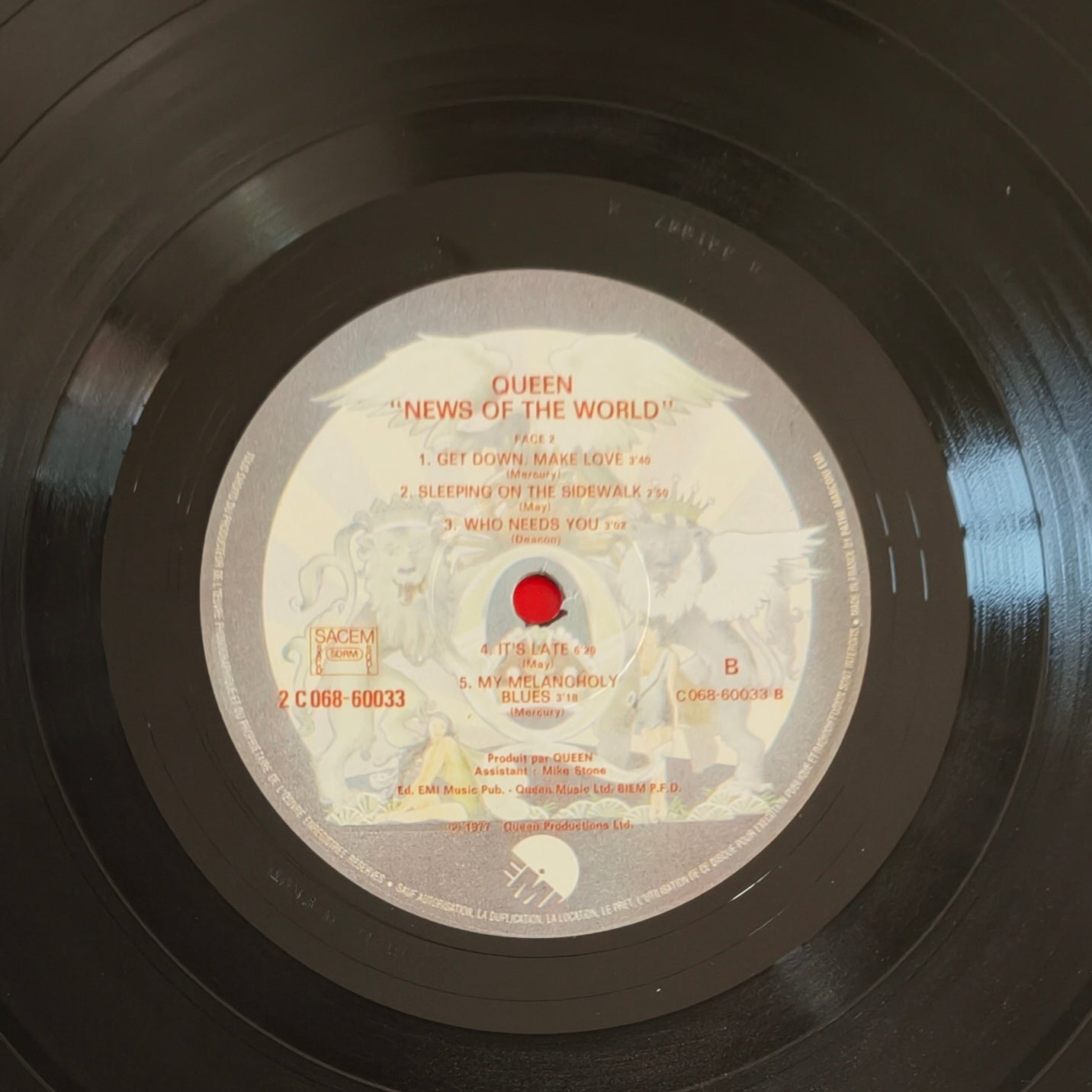 QUEEN - News Of The World