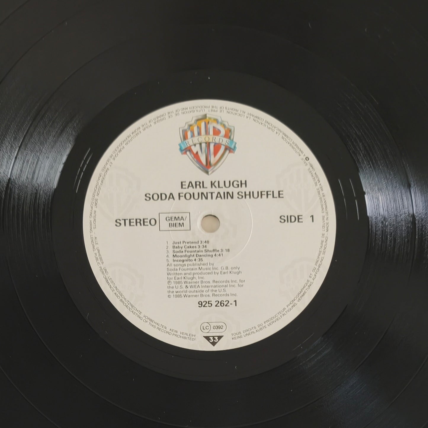 EARL KLUGH - Soda Fountain Shuffle