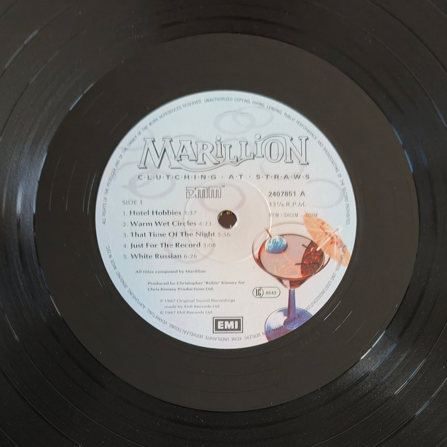 MARILLION - Clutching At Straws