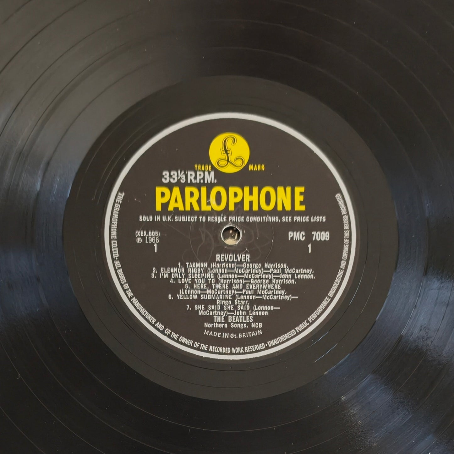 THE BEATLES - Revolver Revolver (UK 1966 MONO Original - 2nd Press - "Dr. Robert" Label)