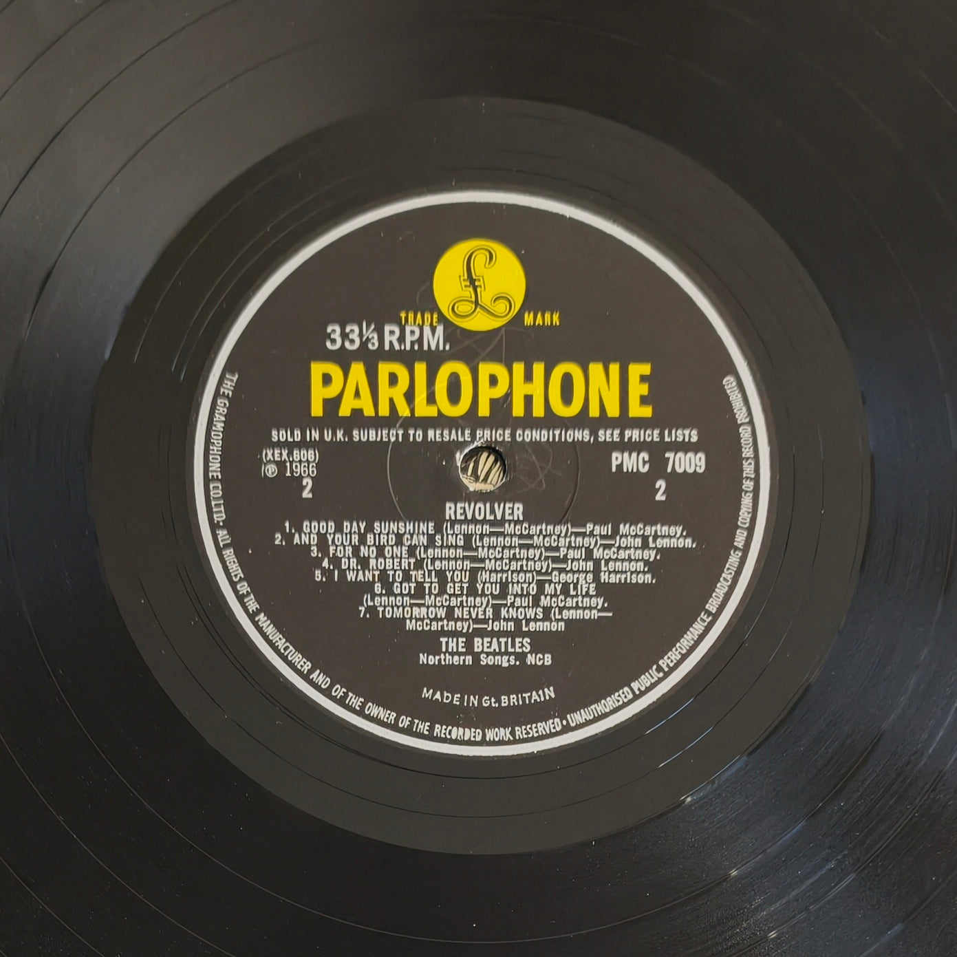 THE BEATLES - Revolver Revolver (UK 1966 MONO Original - 2nd Press - "Dr. Robert" Label)