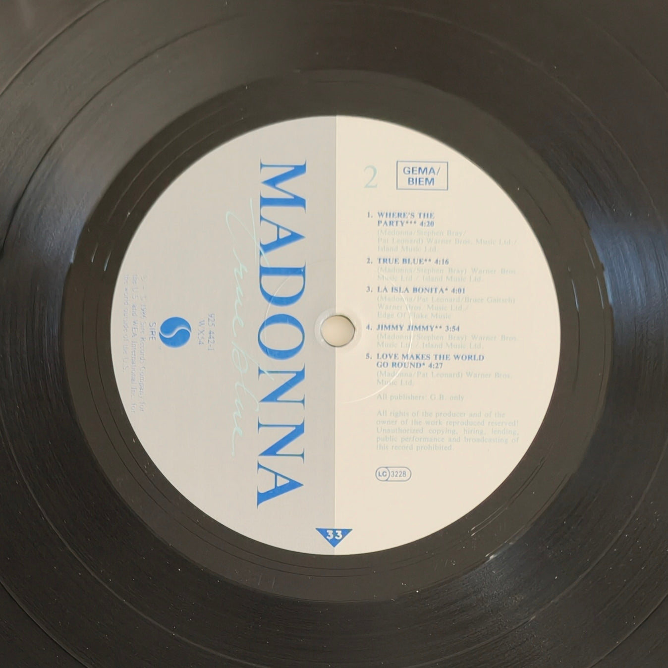 MADONNA - True Blue