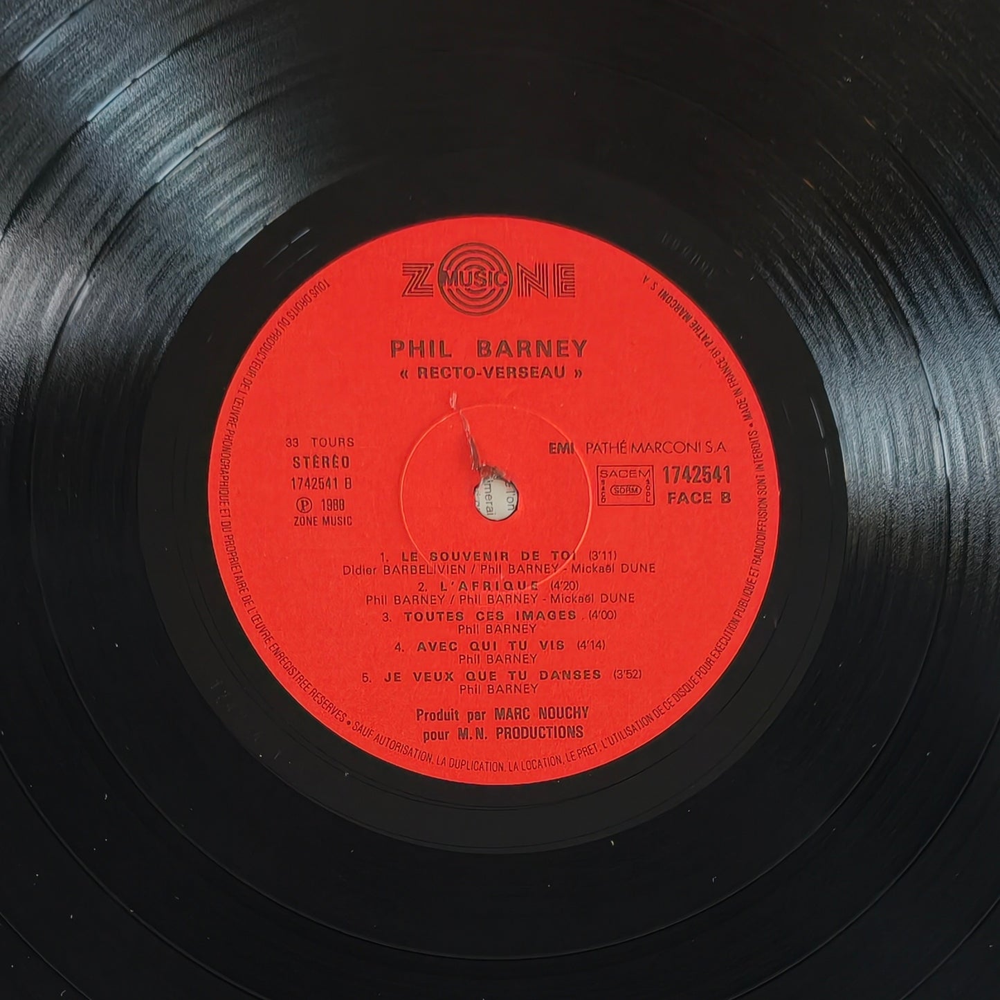 PHIL BARNEY - Recto Verseau