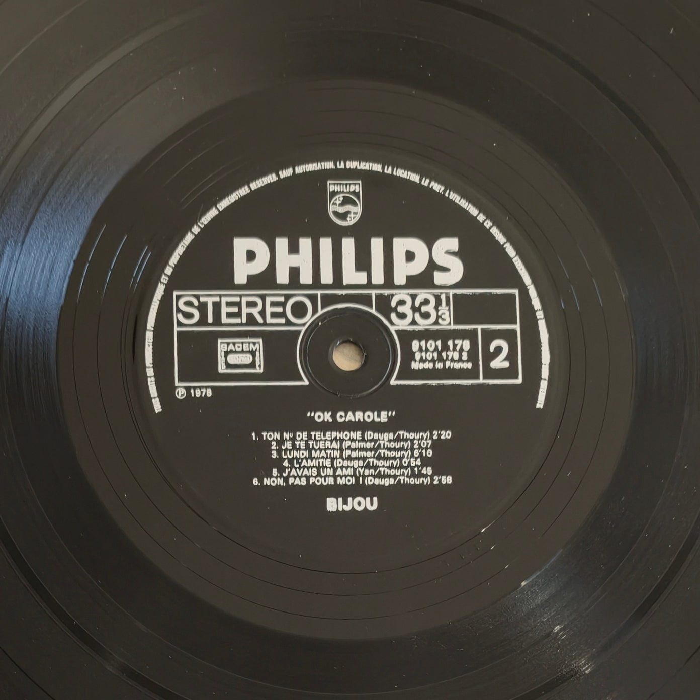 BIJOU - OK Carole