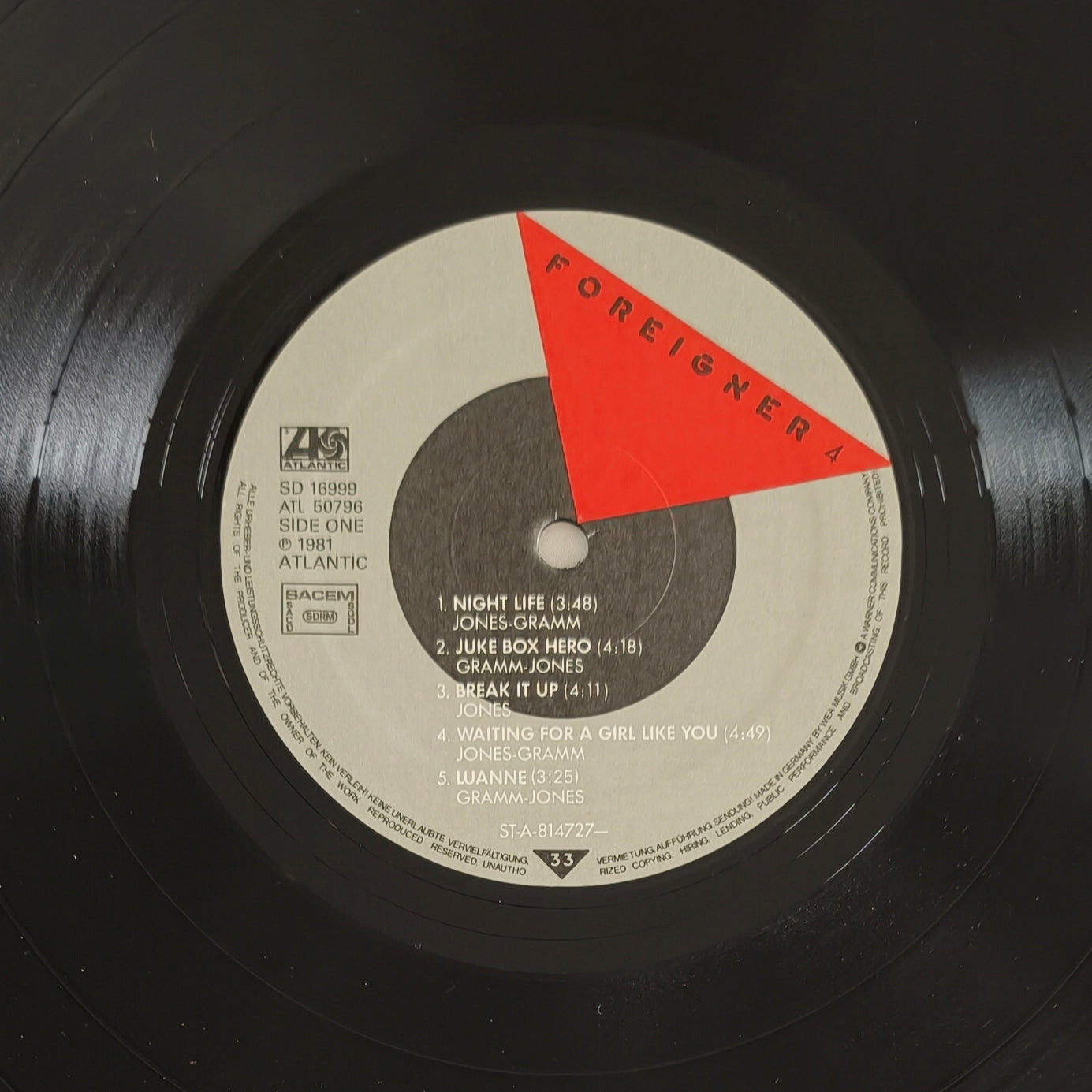 FOREIGNER - 4