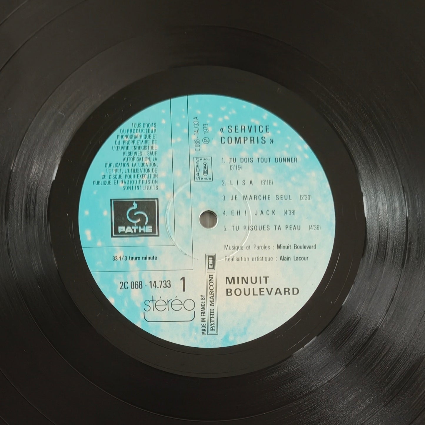MINUIT BOULEVARD - Service Compris
