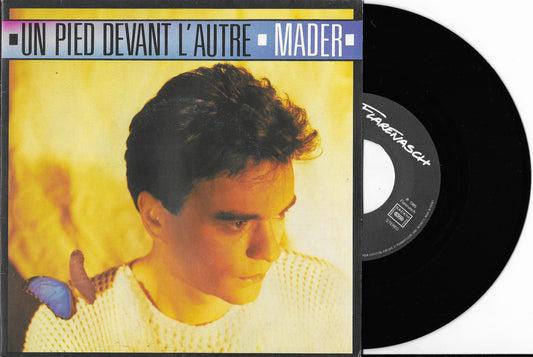JEAN PIERRE MADER - Un Pied Devant L'autre