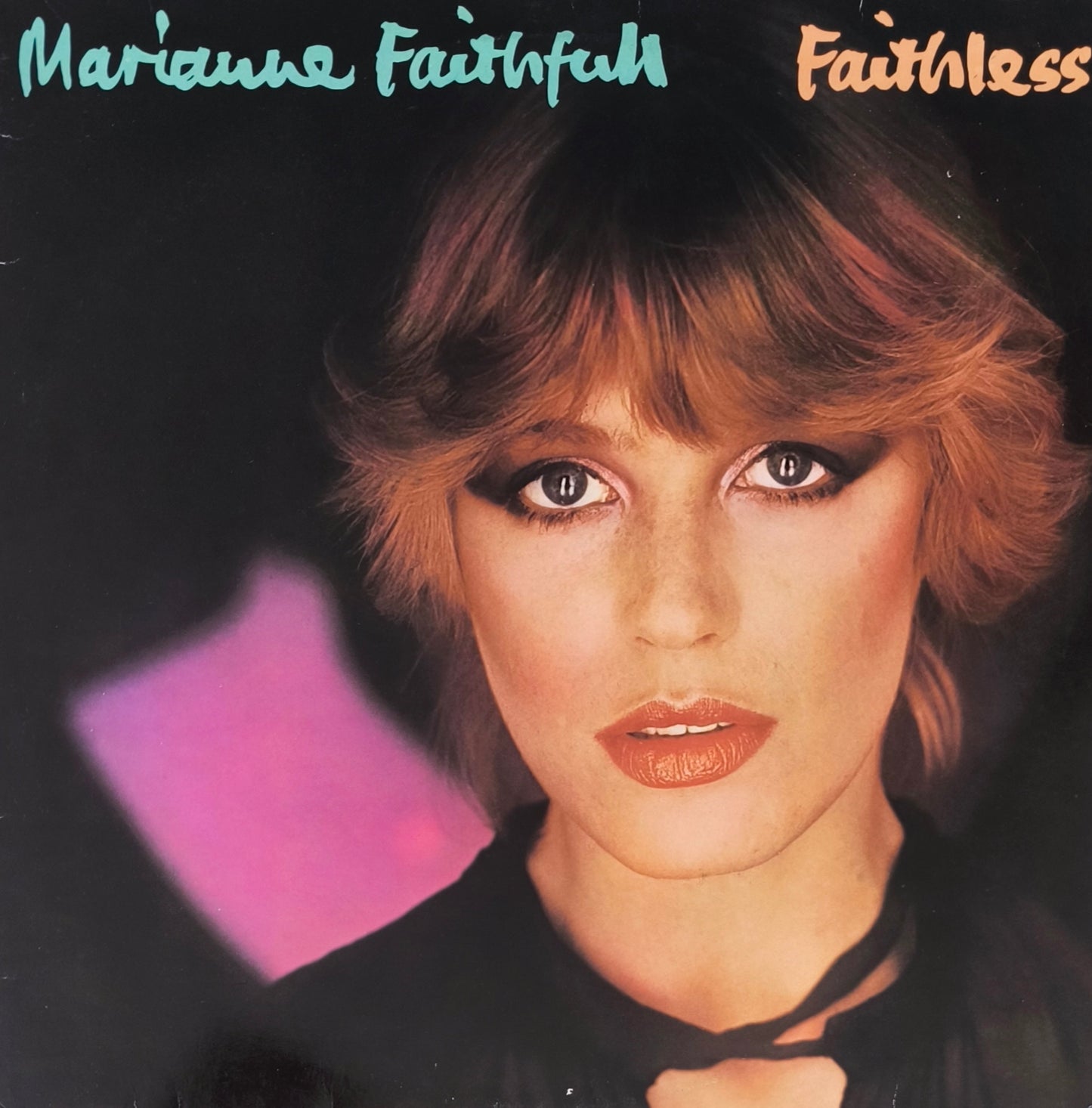 MARIANNE FAITHFULL - Faithless