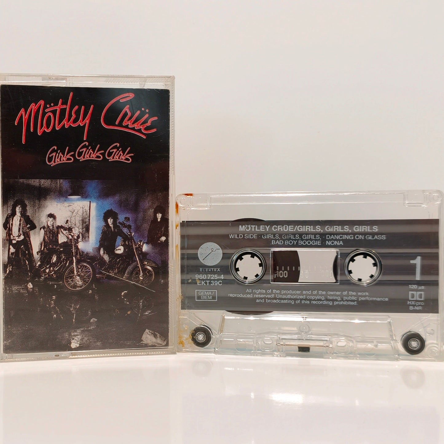 MOTLEY CRUE - Girls, Girls, Girls