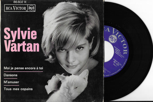 SYLVIE VARTAN - Moi Je Pense Encore À Toi