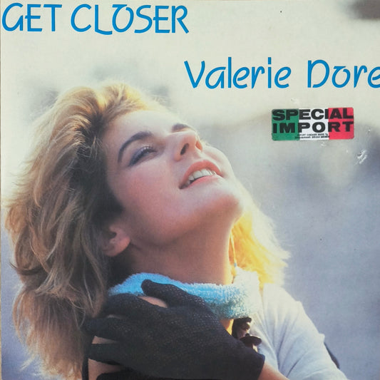 VALERIE DORE - Get Closer
