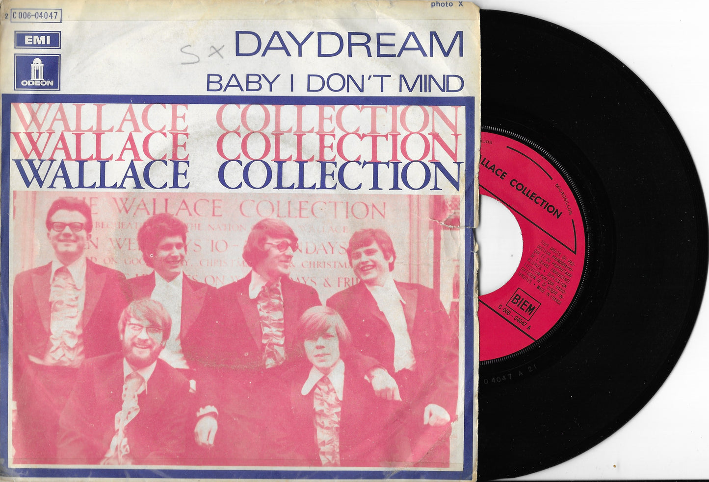 WALLACE COLLECTION - Daydream