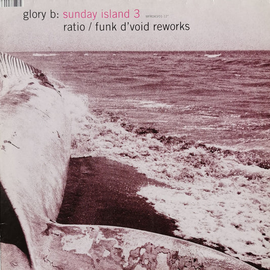 GLORY B - Sunday Island 3