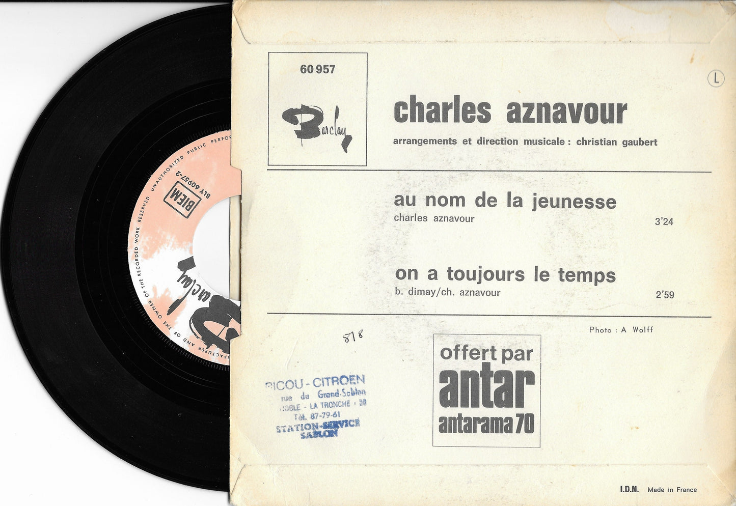 CHARLES AZNAVOUR - Au Nom De La Jeunesse / On A Toujours Le Temps